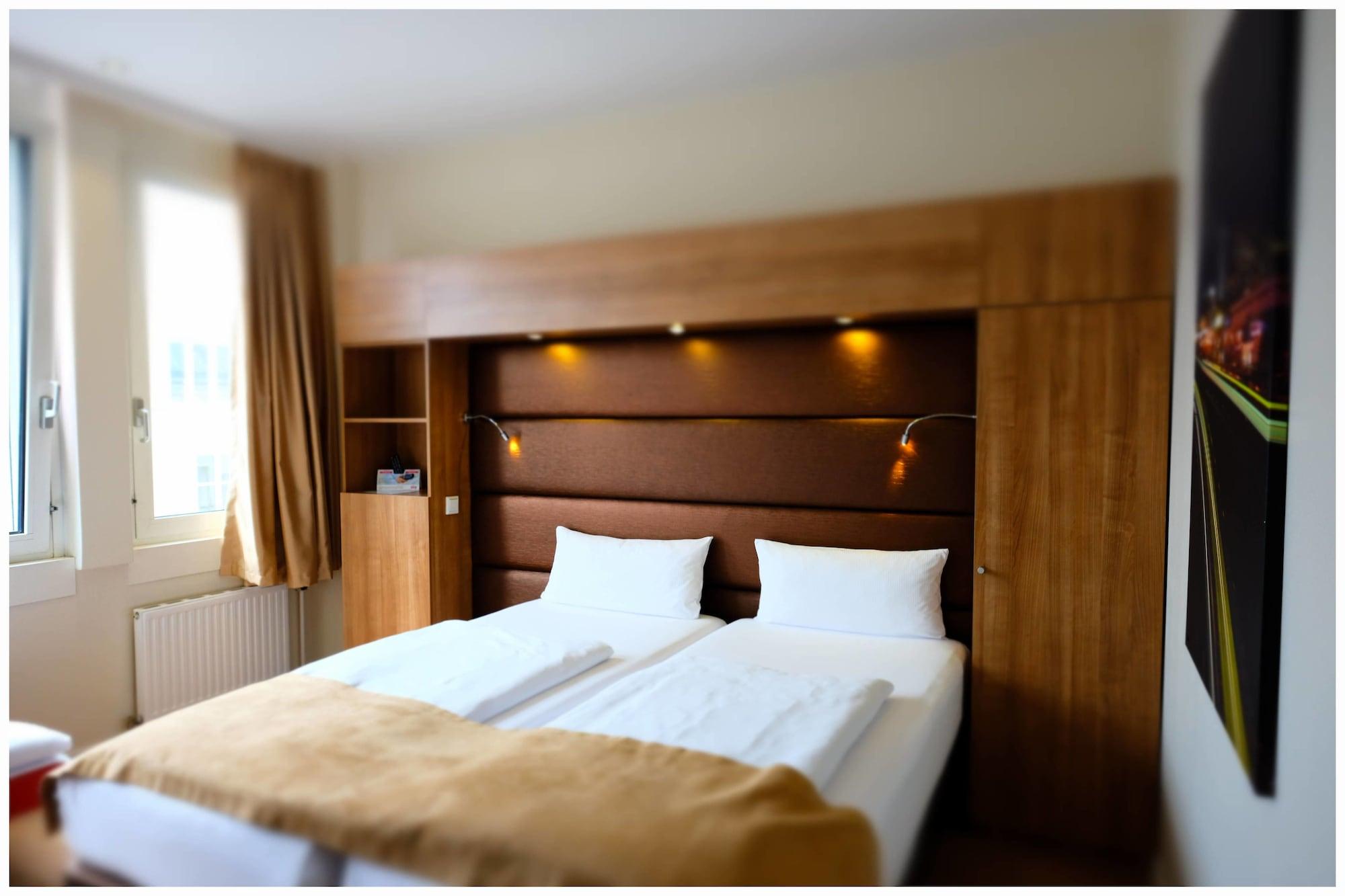 Motel Plus Berlin 3* Berlim