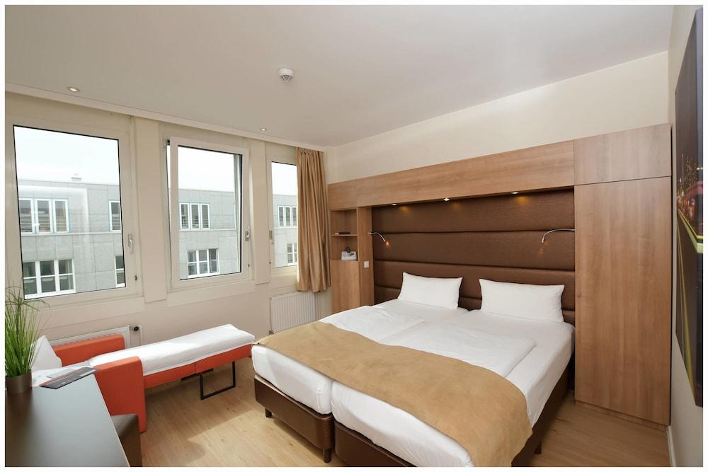 Hotel Motel Plus Berlin Berlim