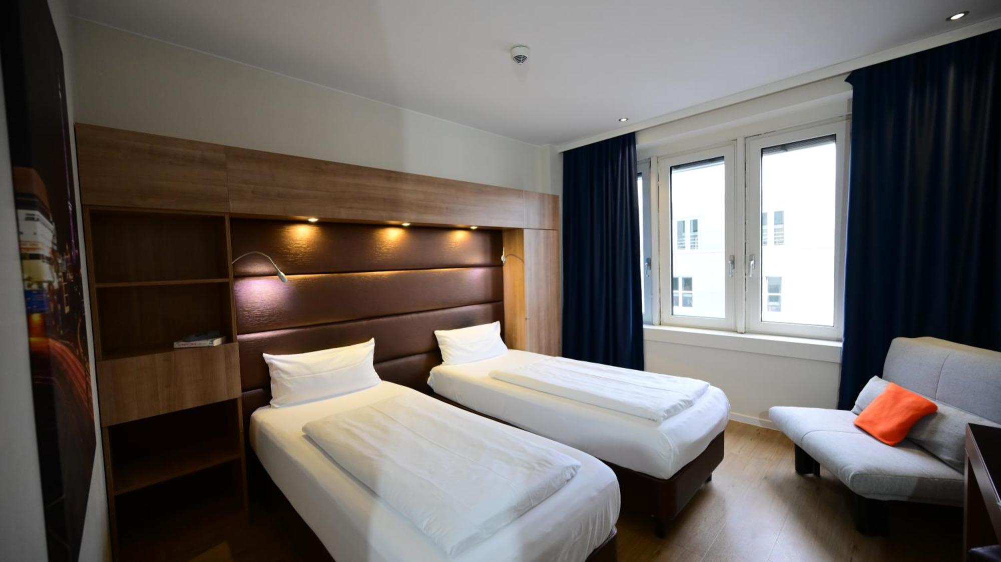 Motel Plus Berlin Berlim