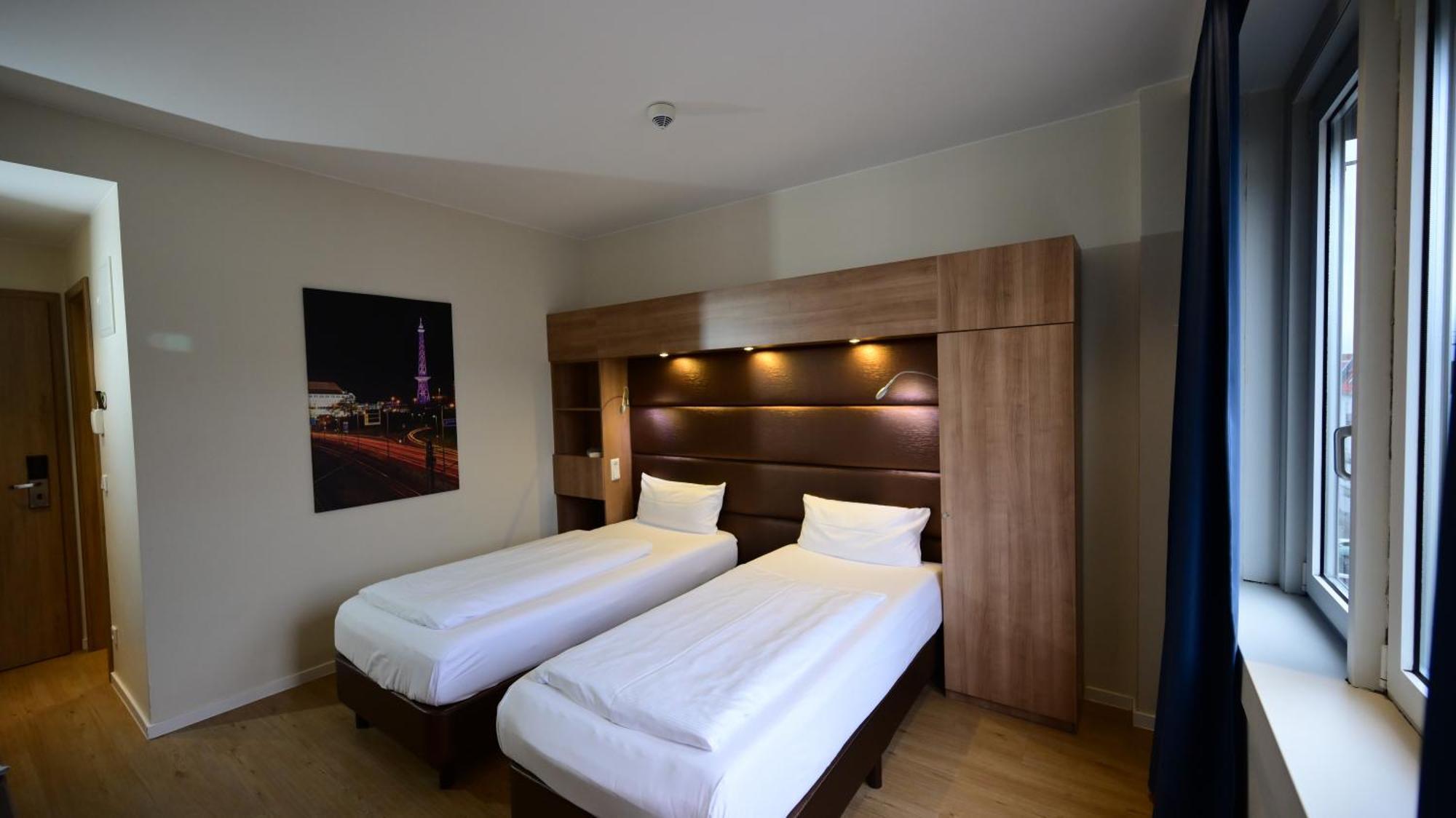 Motel Plus Berlin Hotel Berlim