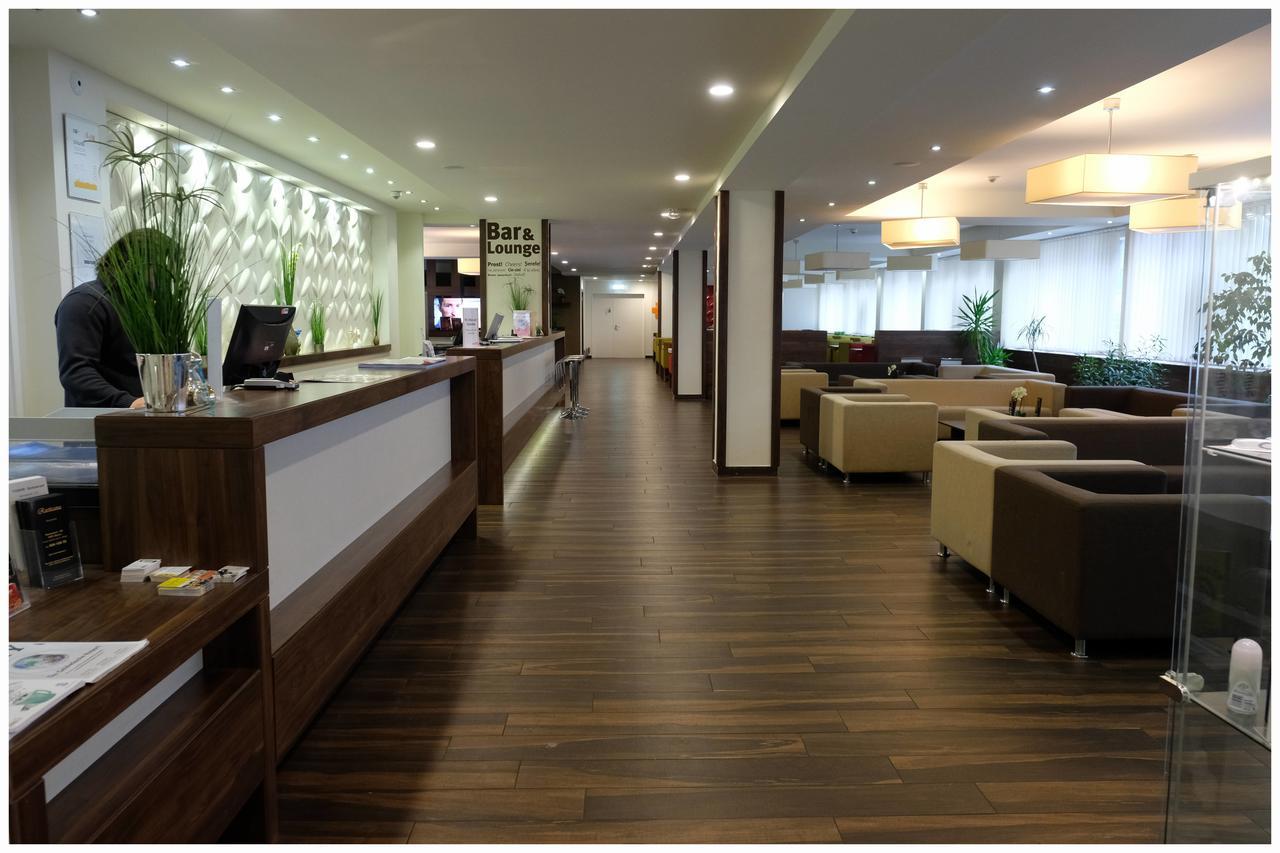 Motel Plus Berlin Berlim